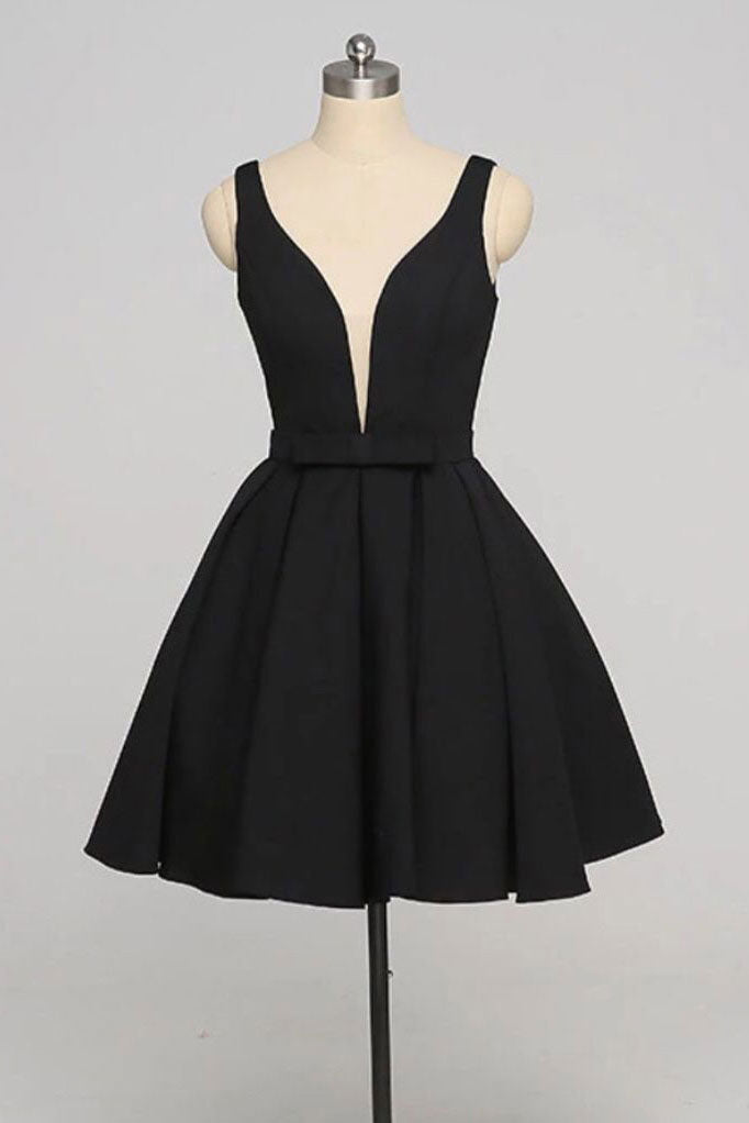 444_a3d27540-d3ac-4c0b-967f-45927f687039 V-NECK BLACK MINI PROM DRESS