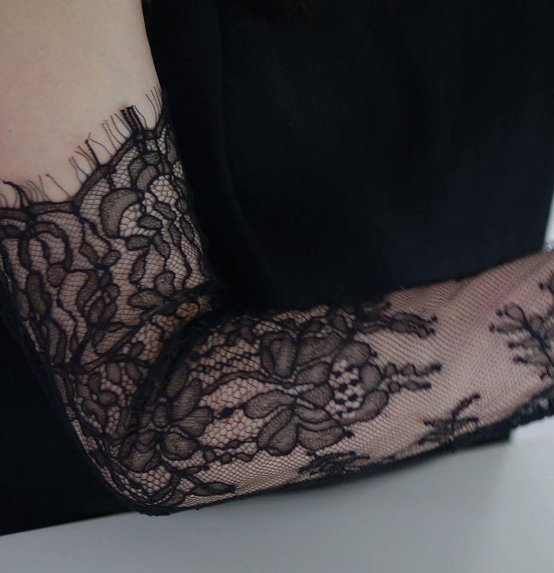 POM LACE LONG GLOVES - VINTAGE WEDDING BRIDAL