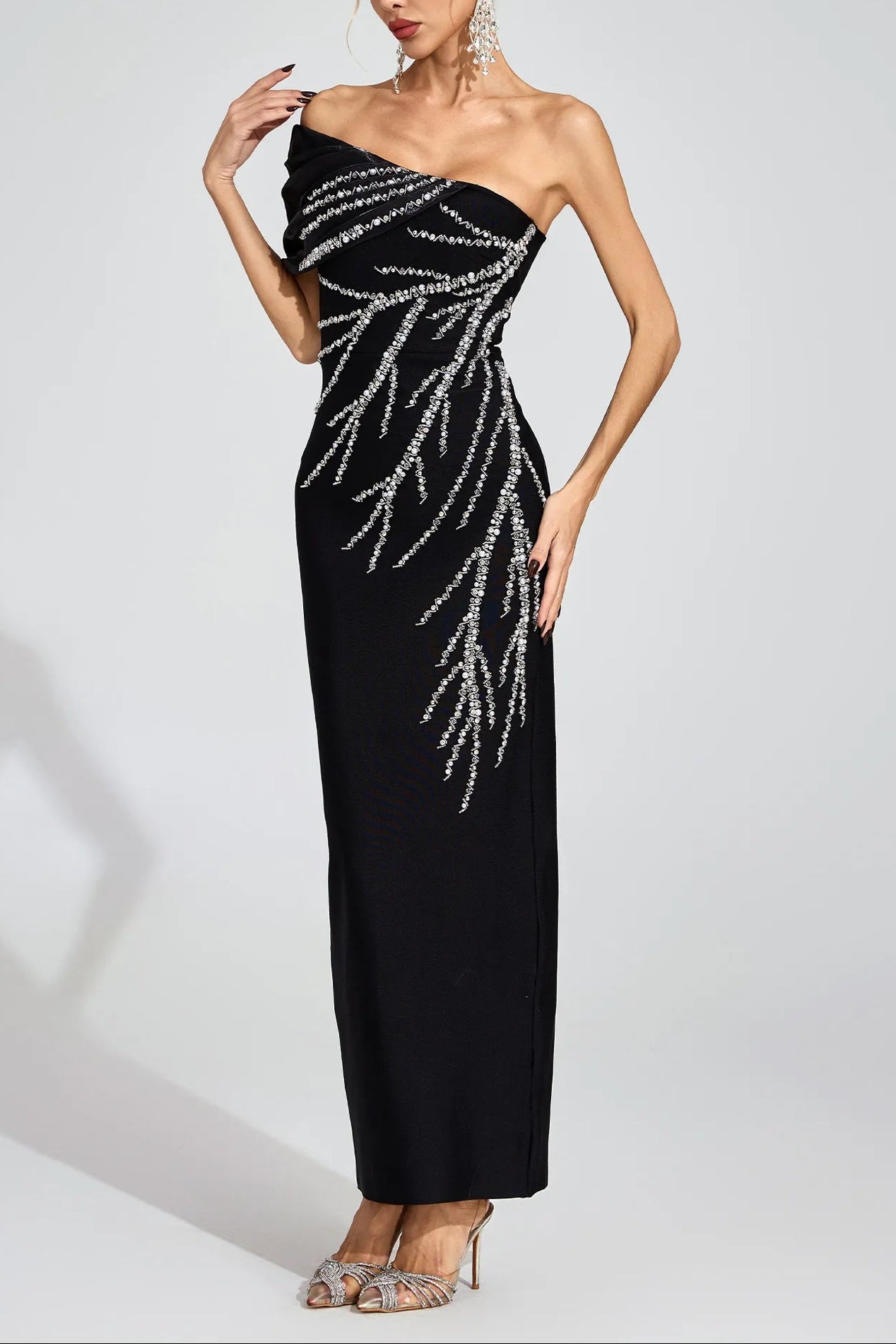 XAVIERA BLACK BANDAGE STRAPLESS MAXI DRESS