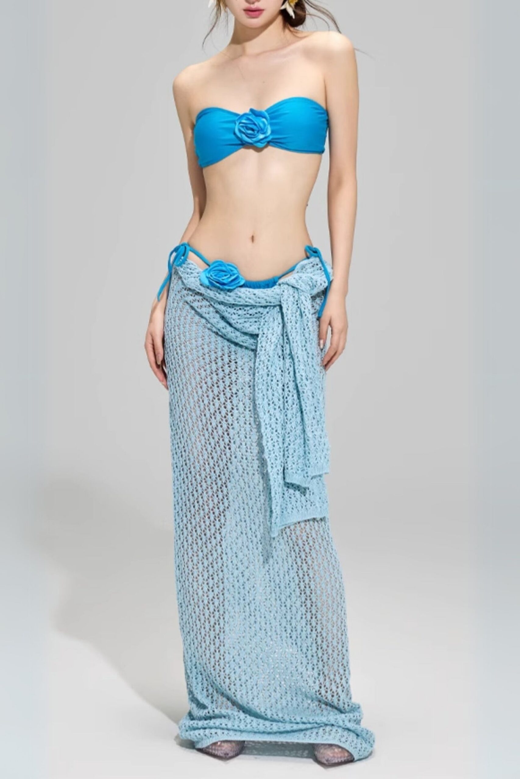 490_0704cbf9-78f2-46b0-a731-e5d93b418435 DILLAN BLUE FLORAL THREE-PIECE BIKINI SET