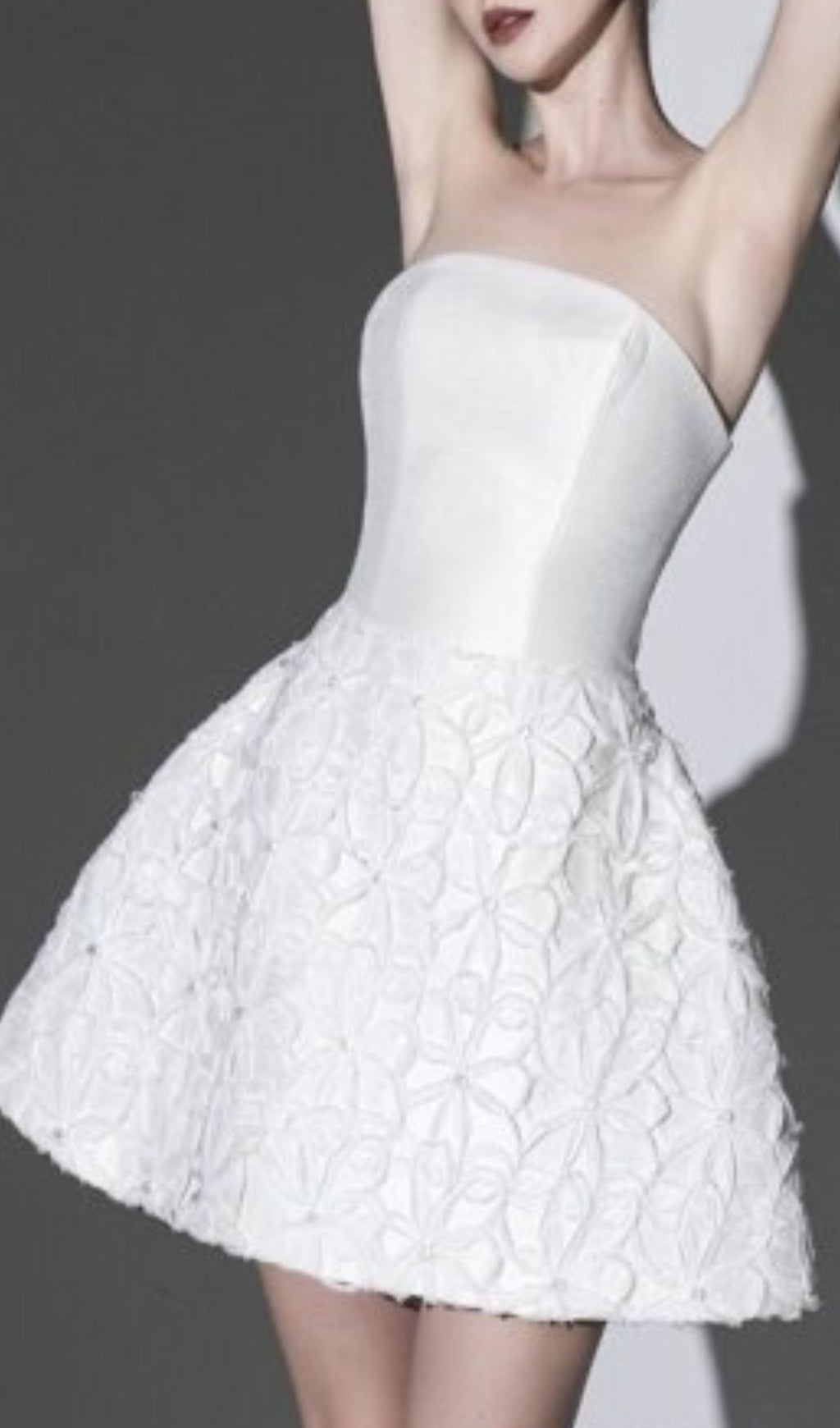 WHITE EMBELLISHED STRAPLESS MINI PARTY DRESS