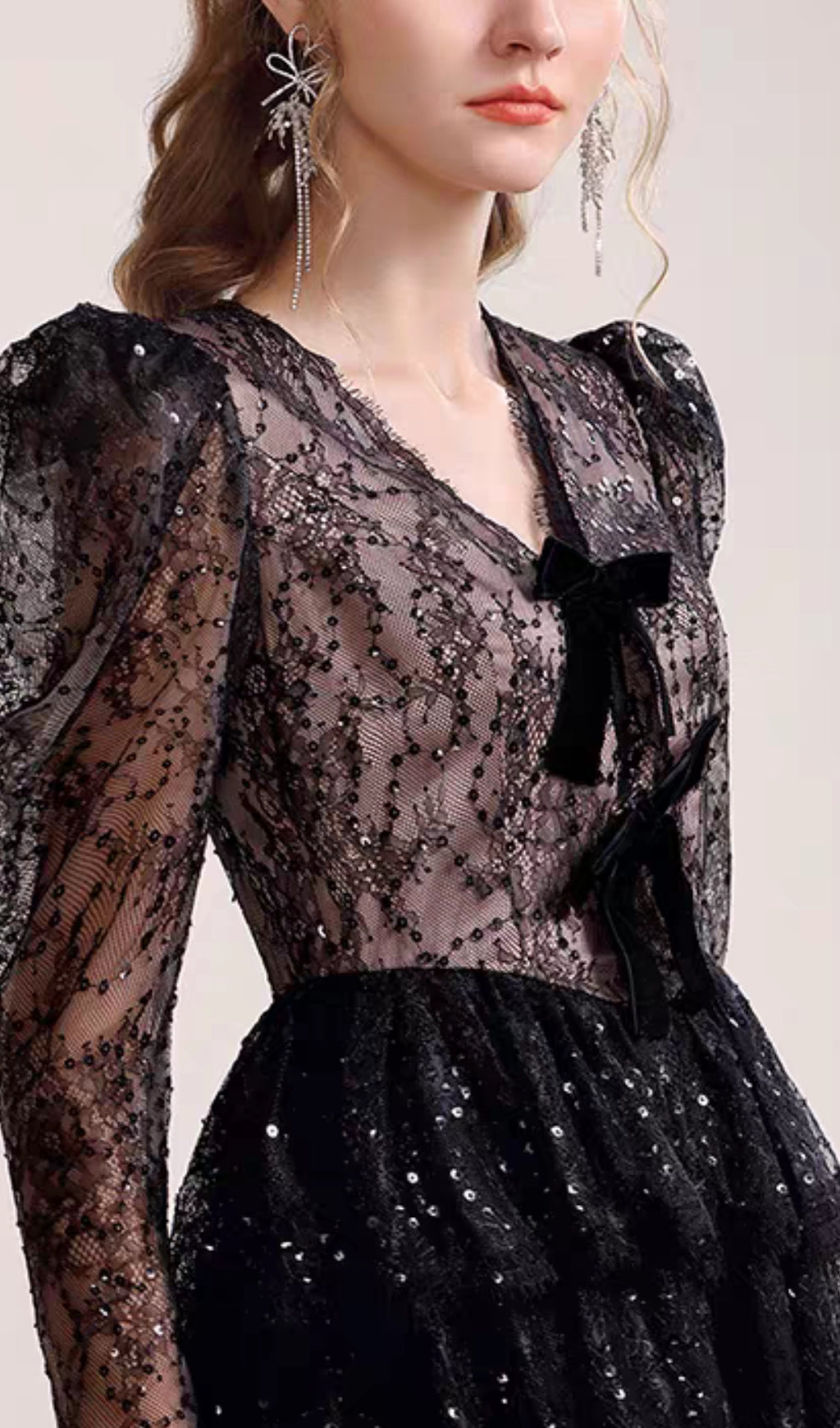 LACE V-NECK LONG SLEEVE COCKTAIL DRESS