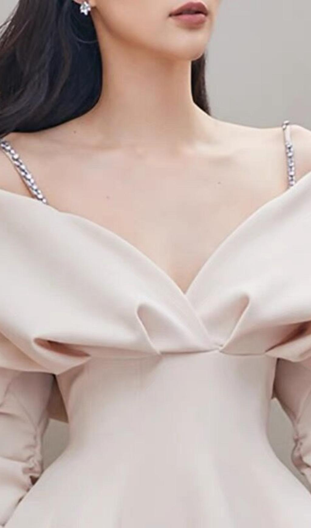 V-NECK A-LINE SUSPENDER DRESS FOR WEDDING