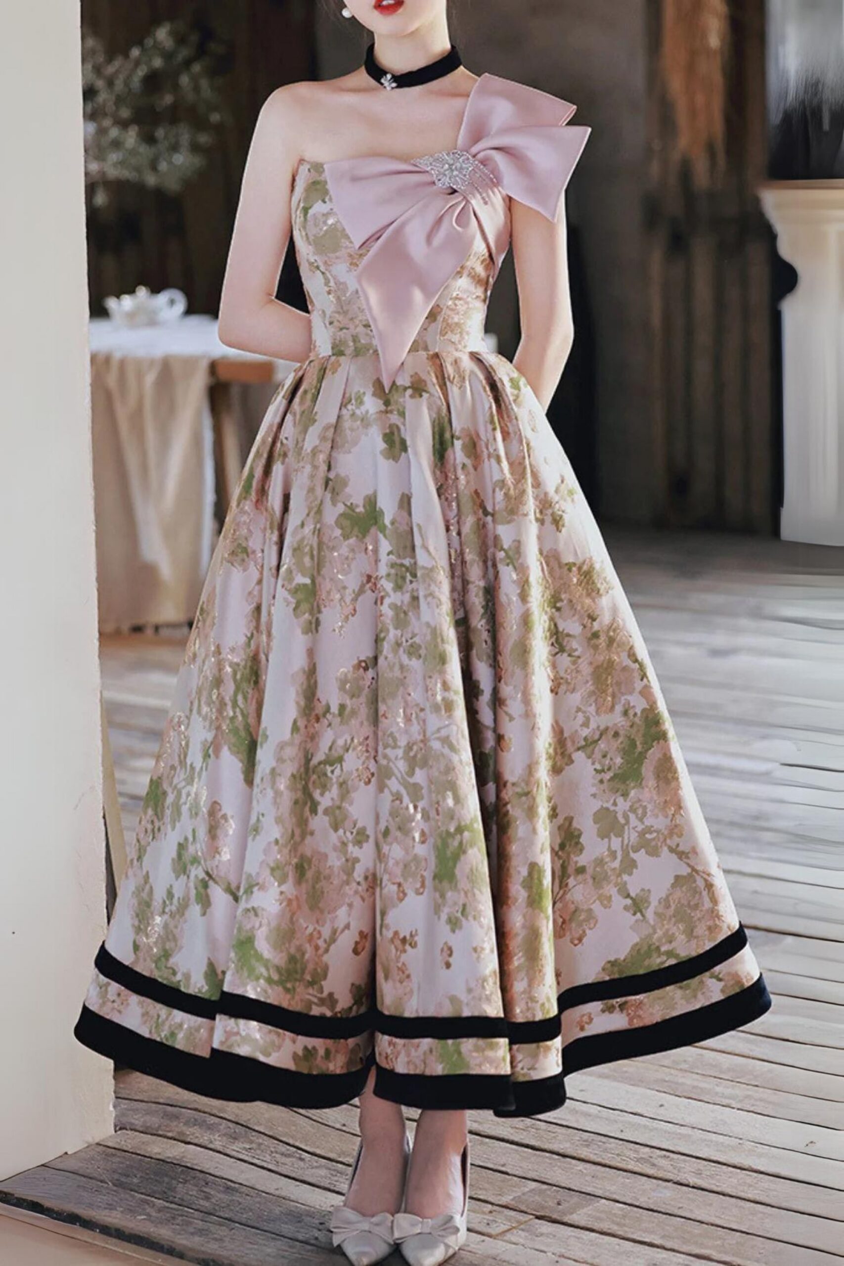 PINK BOW STRAPLESS FLORAL MIDI DRESS