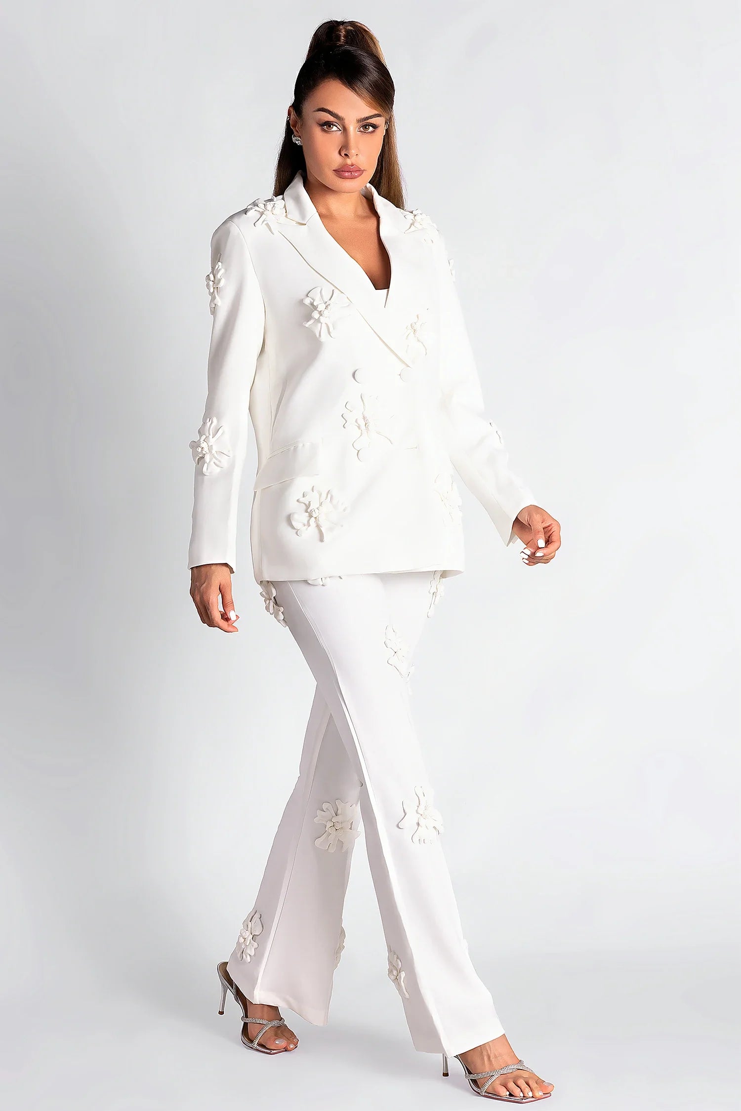 PIBAMEN FLORAL EMBROIDERED BLAZER SET