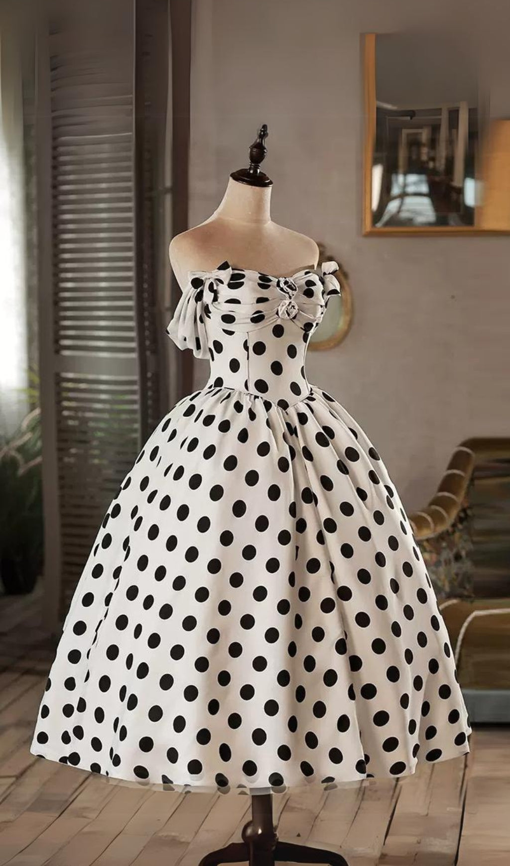 WHITE WAVE POINT STRAPLESS DRESS FOR WEDDING