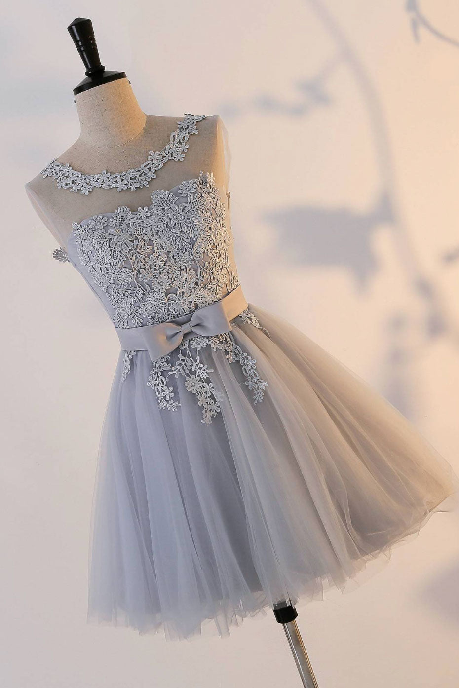 GRAY TULLE LACE MINI PROM DRESS