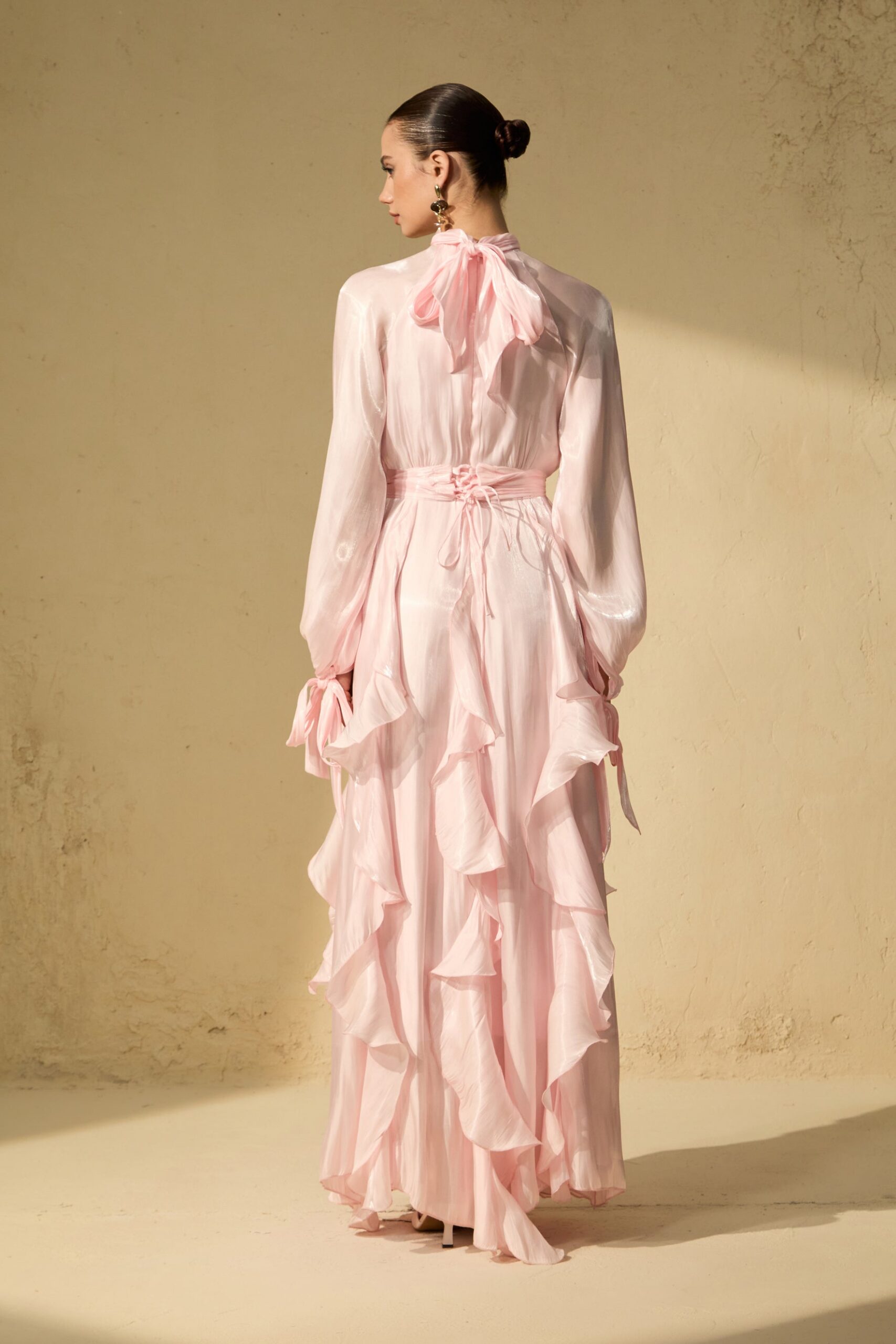 PUFF SLEEVE RUFFLE MAXI DRESS IN PINK