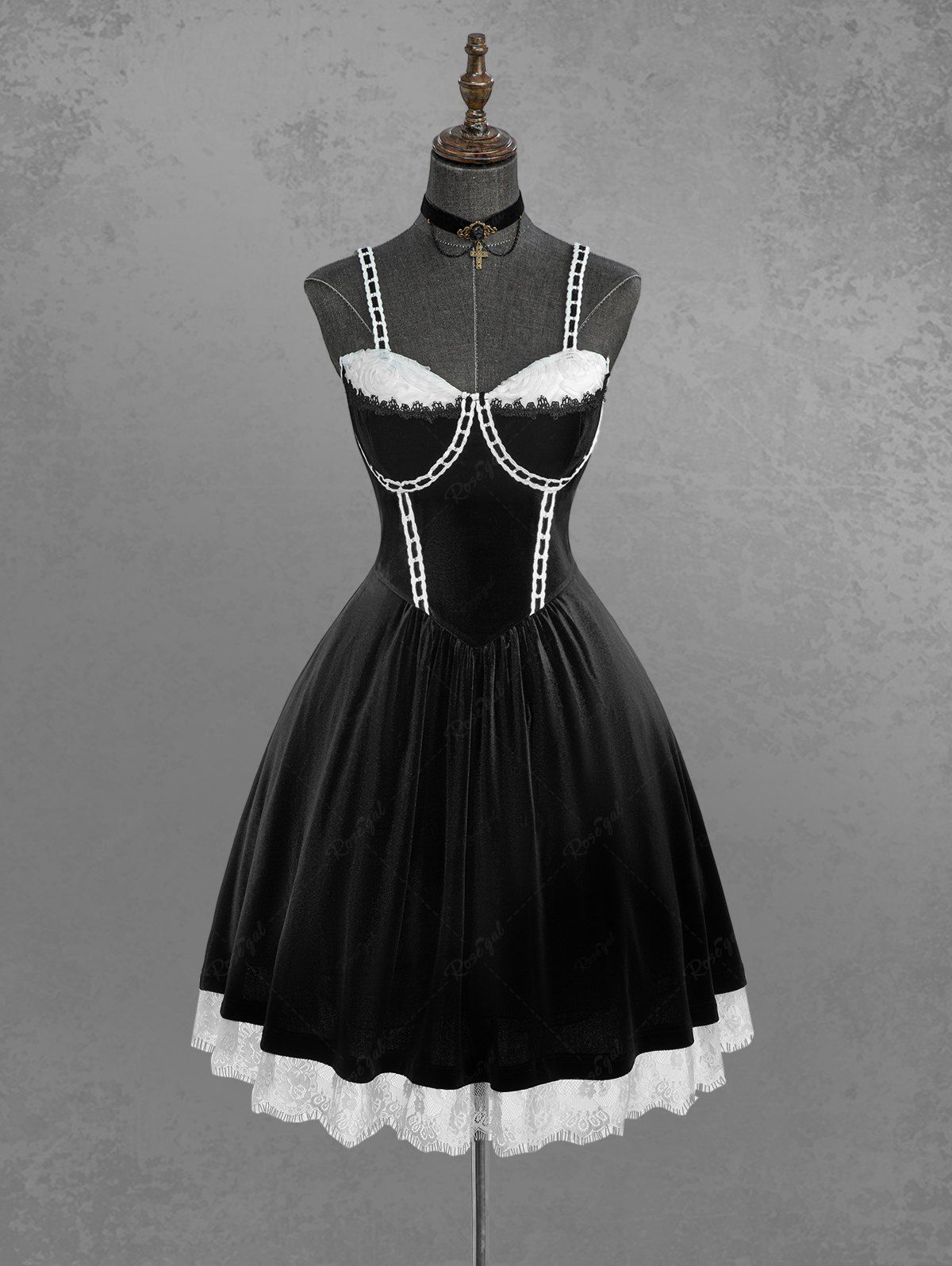 Gothic Plus Size Rose Flower Mesh Jacquard Lace Trim Contrast Piping V