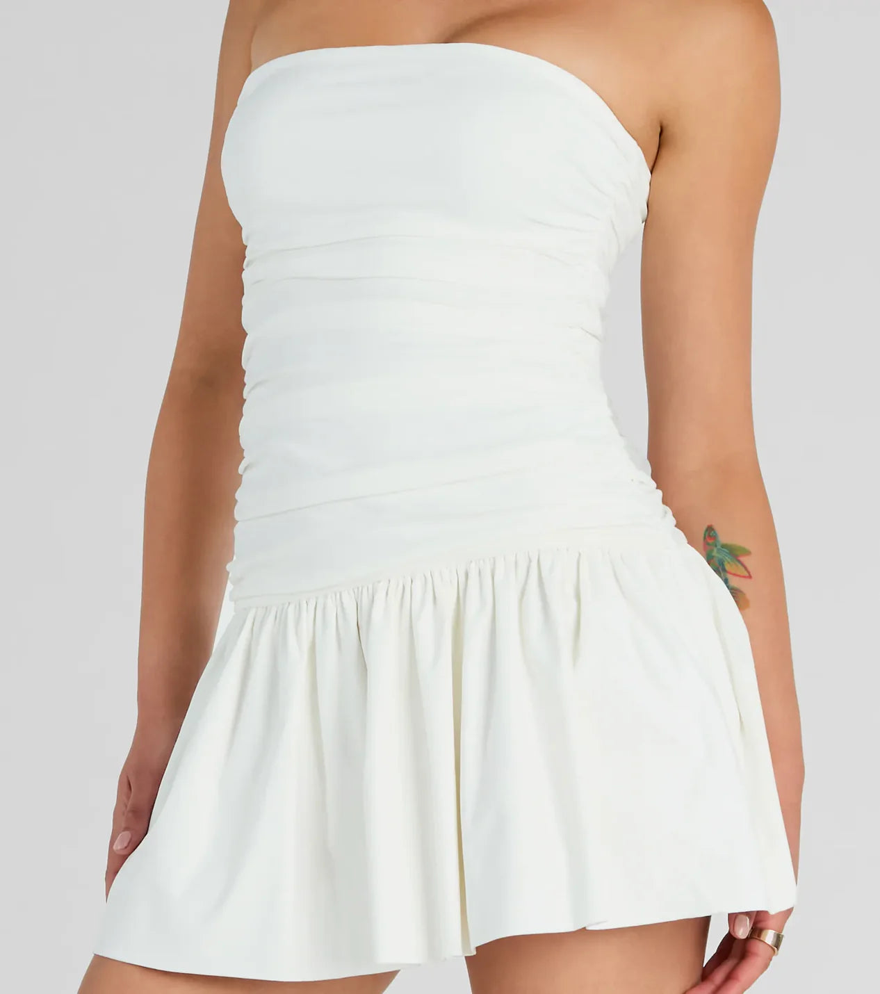 51de05c8-f5e7-4cd6-affd-5005a9fca32f STRAPLESS WHITE MINI SKATER DRESS FOR PARTIES