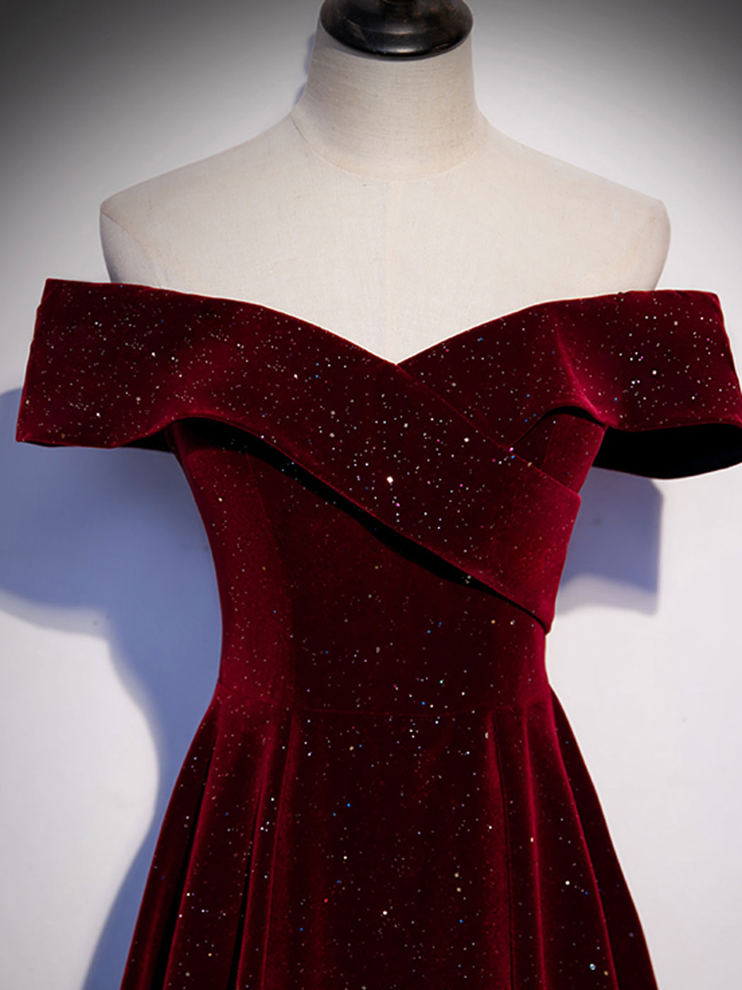 A-LINE OFF-SHOULDER VELVET BURGUNDY PARTY DRESS