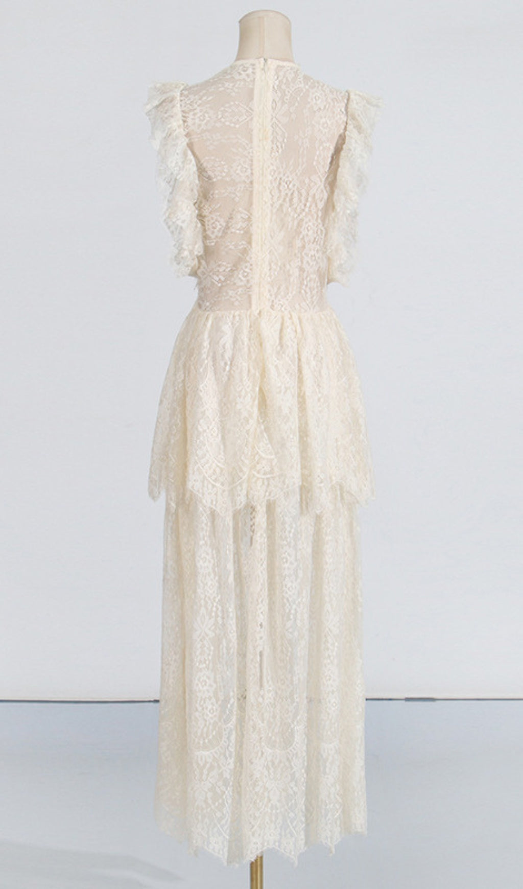 LACE TIERED MAXI DRESS FOR WEDDING GUEST