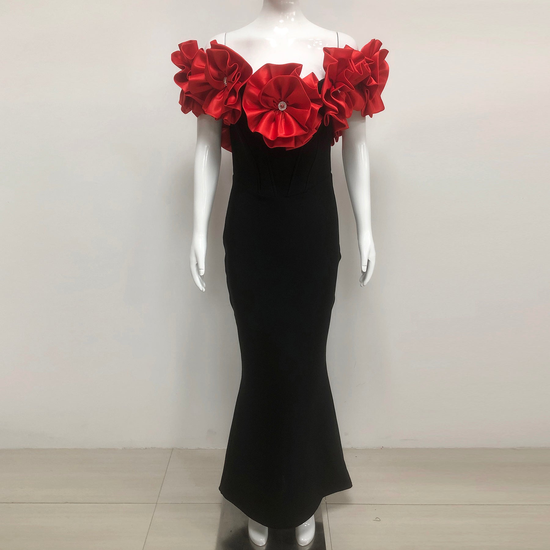 RED STRAPLESS BANDAGE MAXI DRESS WITH FLOWER EMBELLISHMENT