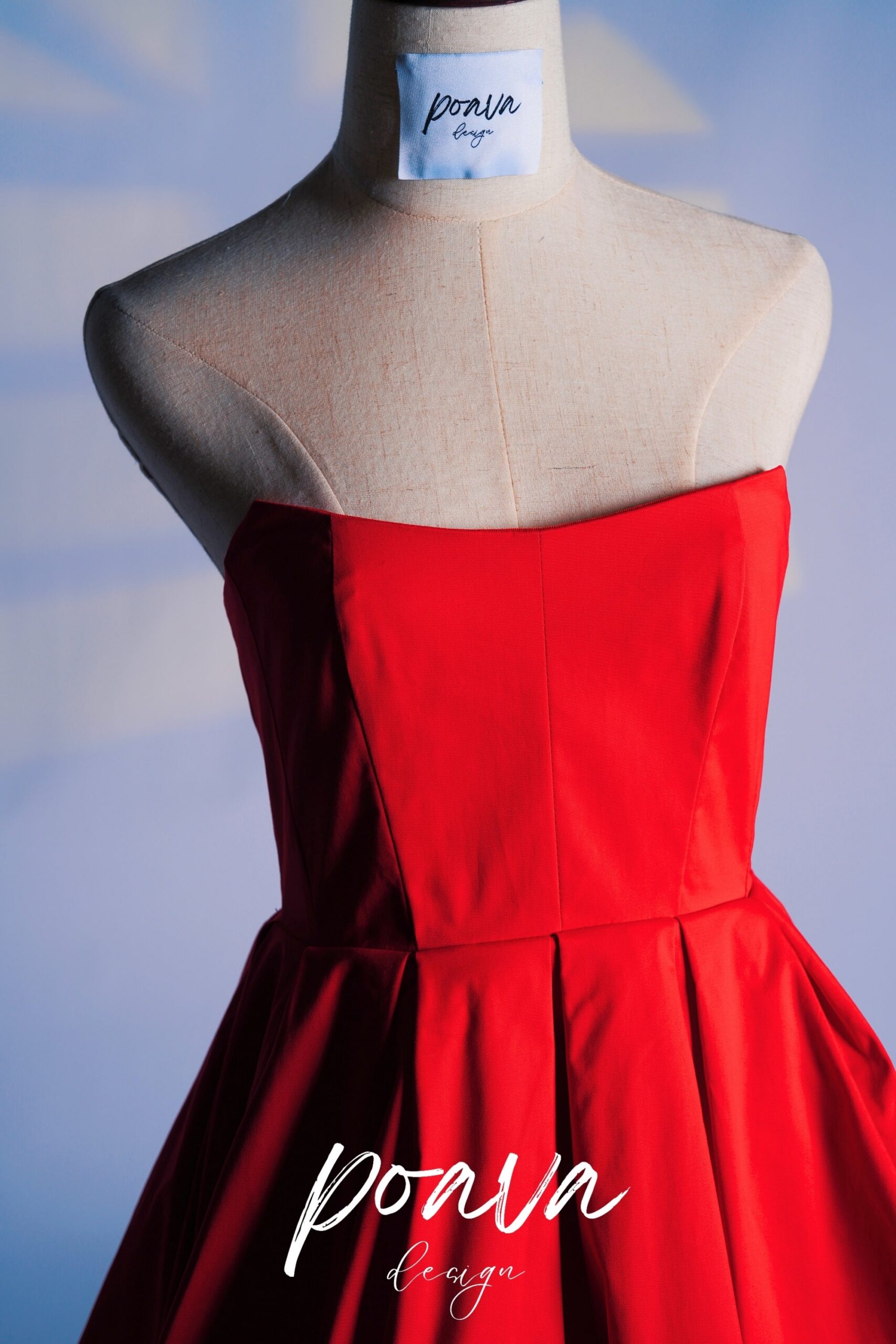 ITALIAN TOMATO STRAPLESS PLEATED MINI COCKTAIL DRESS