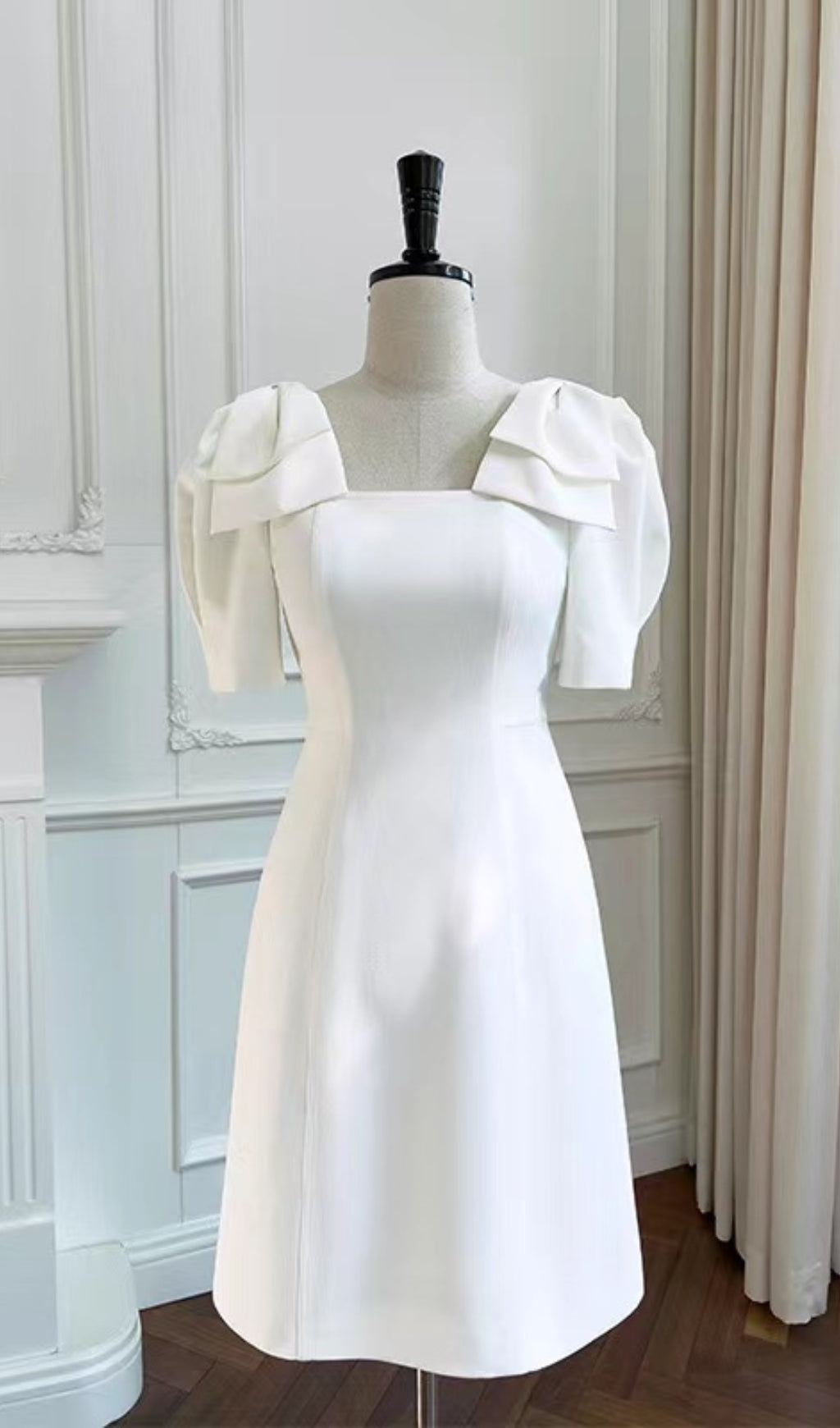 ELEGANT WHITE SQUARE NECK MIDI DRESS WITH PUFF BOW SLEEVES