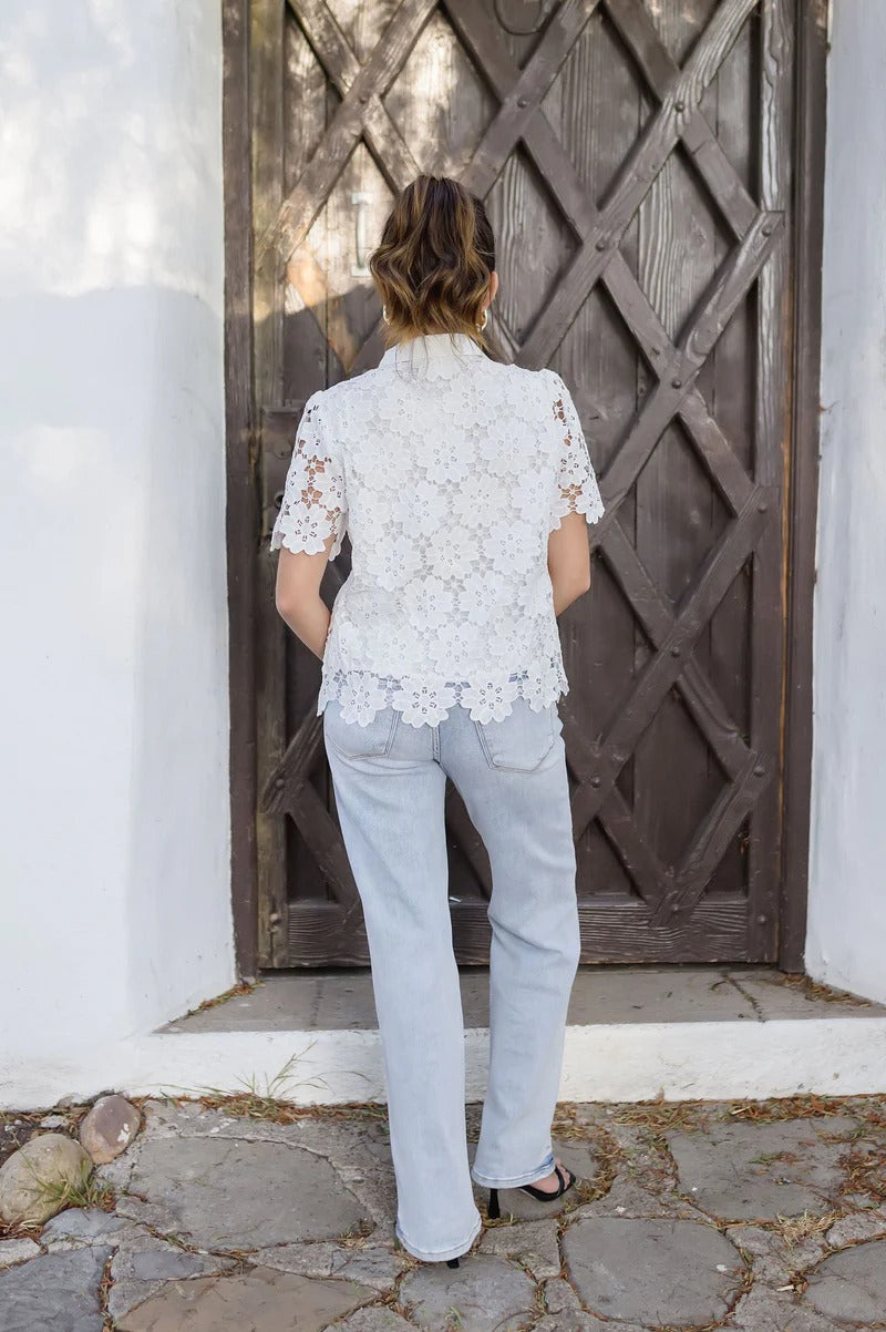WHITE LACE CUT-OUT SHORT SLEEVE SHIRT TOP