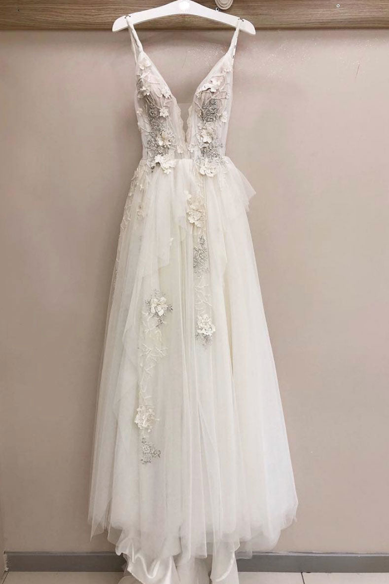 5_ccb48a73-3b03-4288-8175-fae3399c73d9 WHITE V-NECK TULLE LACE PROM GOWN