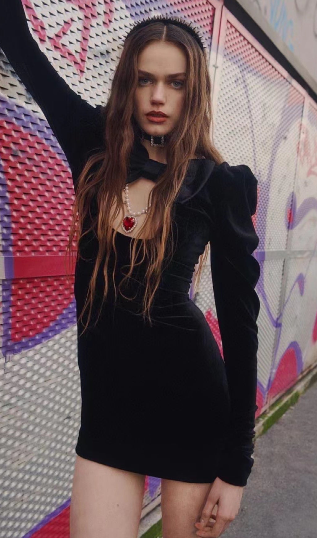 BLACK VELVET BOW LONG SLEEVE MINI DRESS