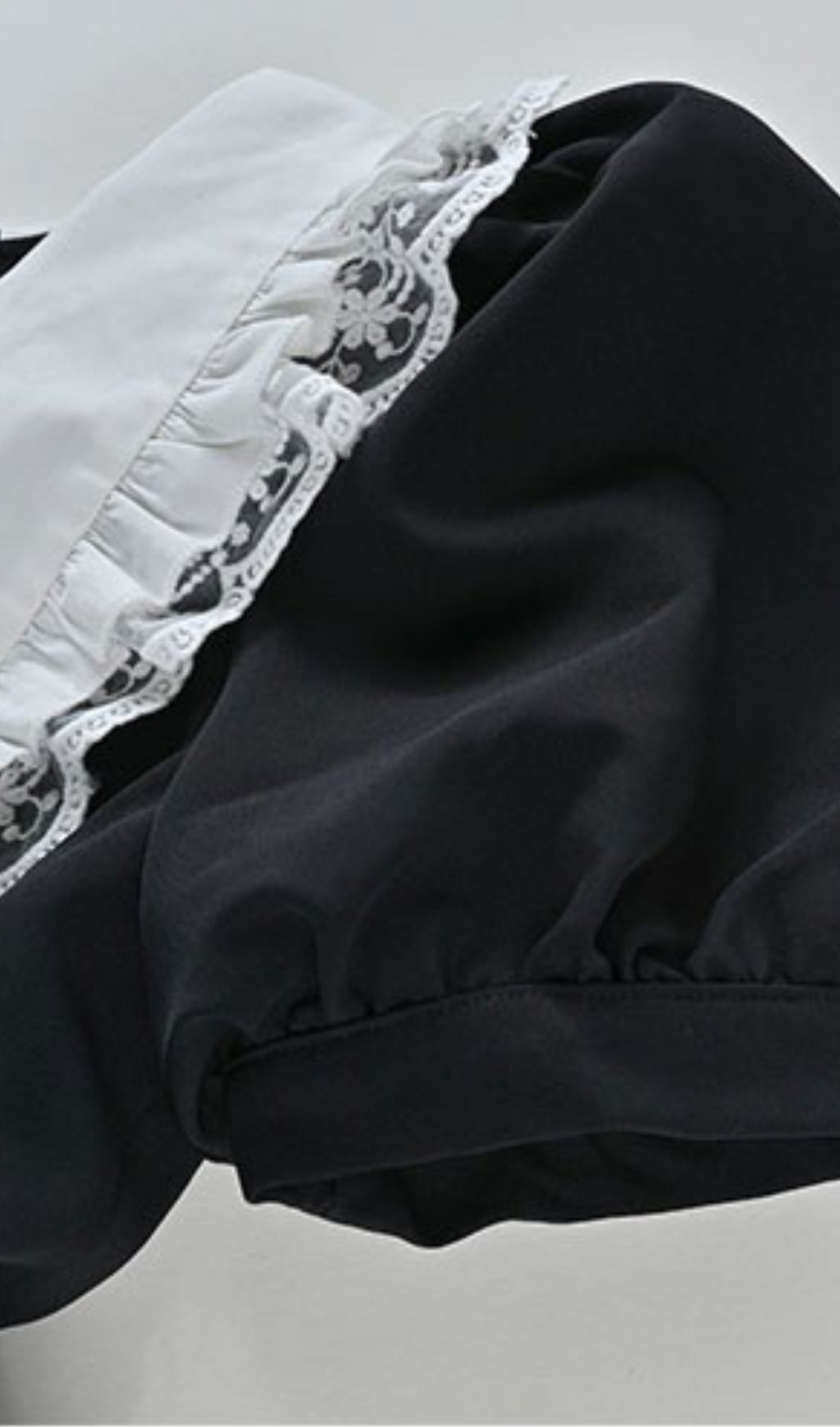BLACK V-NECK MINI DRESS FOR COCKTAIL PARTY