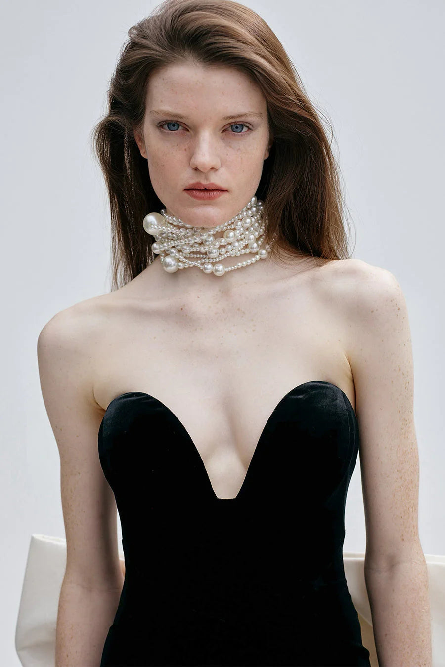 HERMOSA SILK STRAPLESS BOW GOWN BLACK