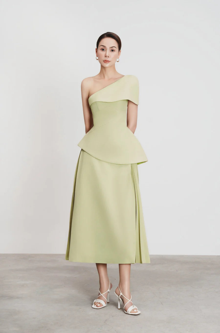 ONE SHOULDER FLARE MIDI SKIRT SUIT OLIVE GREEN