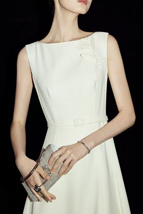 BLUSH 3D FLORAL SLEEVELESS MIDI FORMAL DRESS