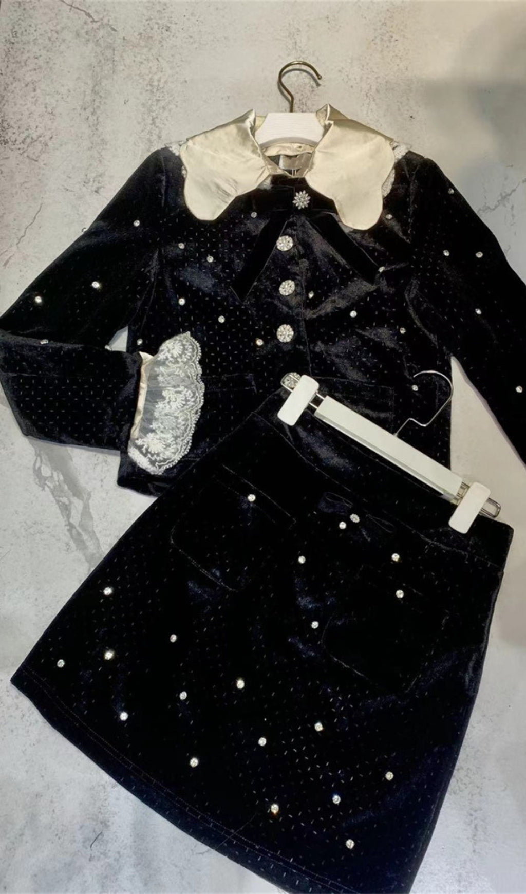 STARRY VELVET RHINESTONE LACE TRUMPET SLEEVE COAT SKIRT SUIT