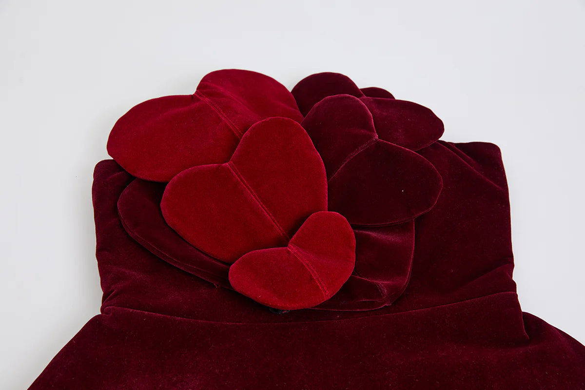 EVANGELINE STRAPLESS HEART VELVET MINI DRESS, BURGUNDY