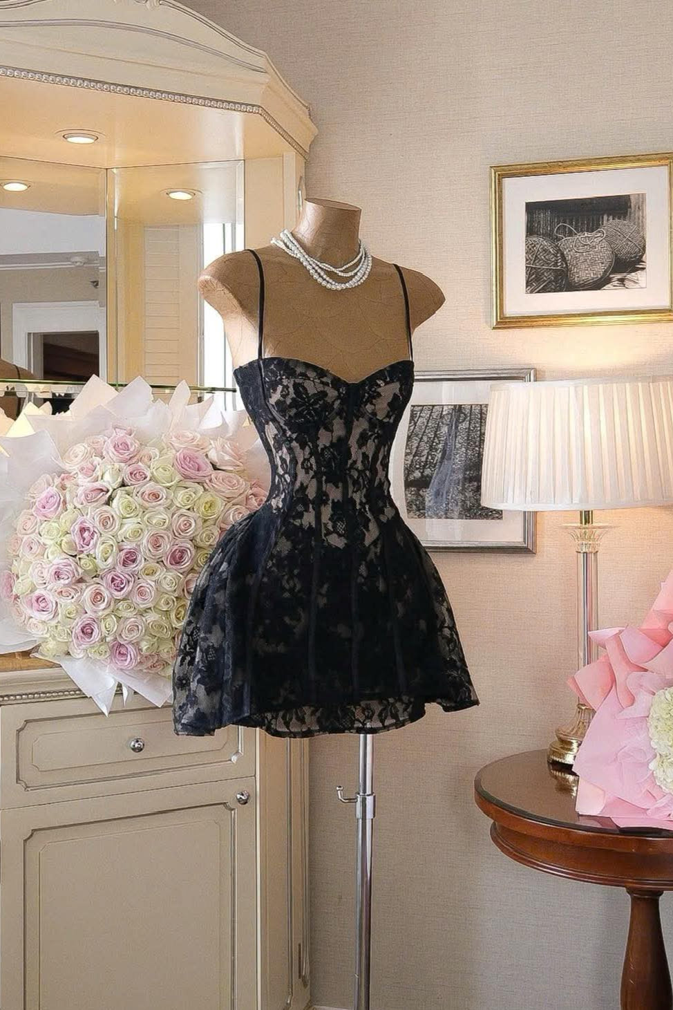 ALESSIA LACE MINI DRESS FOR COCKTAIL PARTY