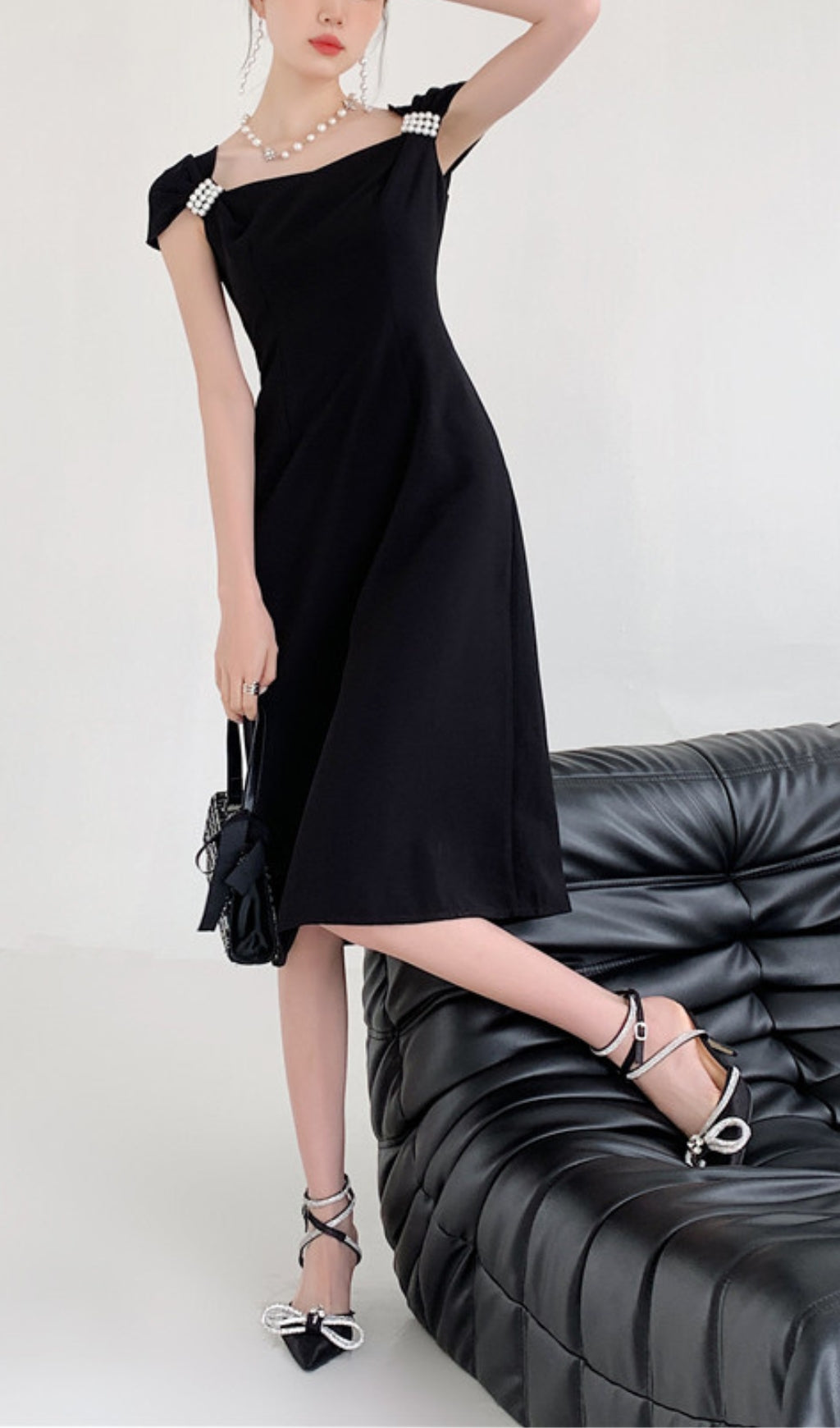 BLACK PEARL HALF SLEEVE FLOWING MIDI DRESS