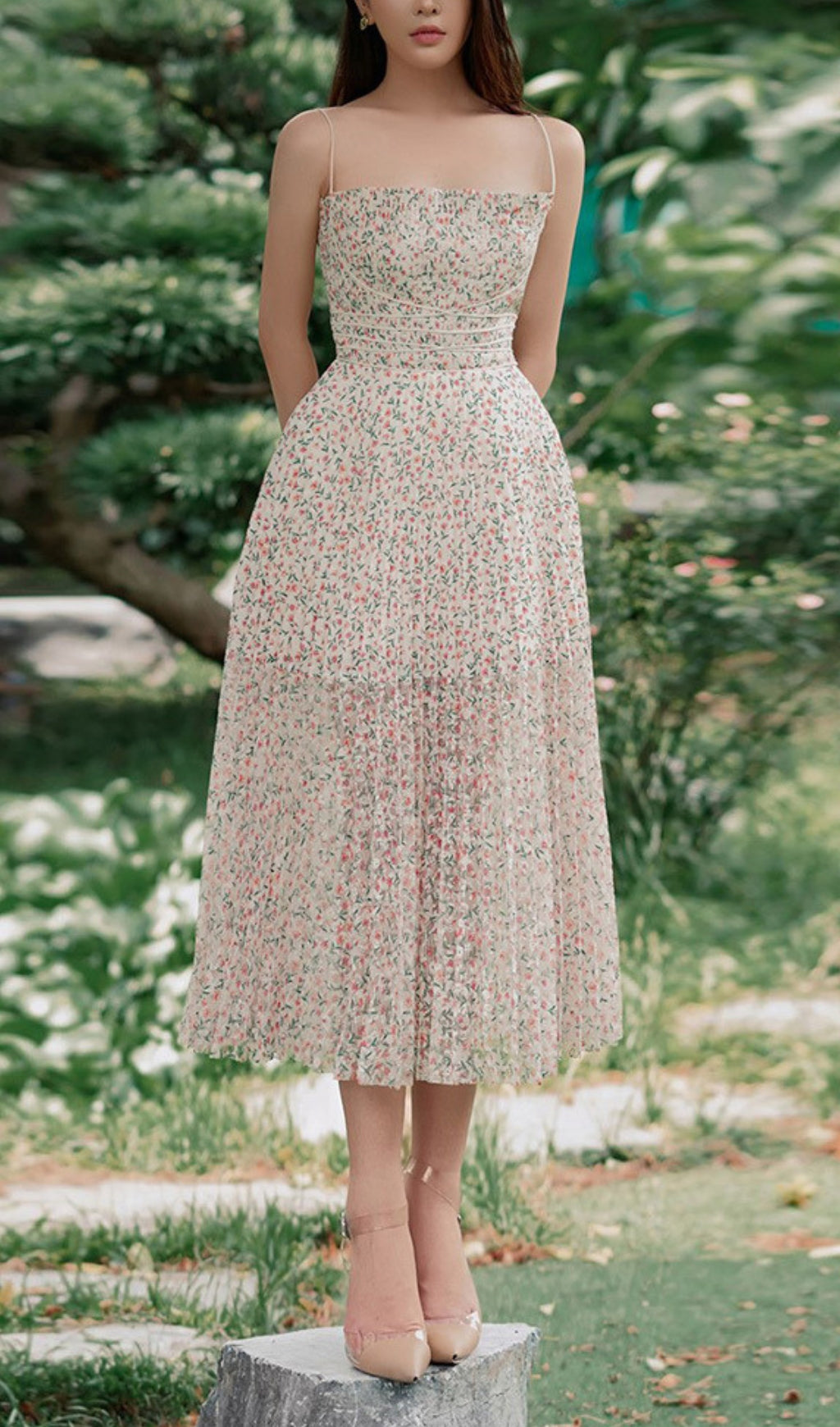ELEGANT STRAPPY FLORAL DRESS FOR WEDDING GUEST