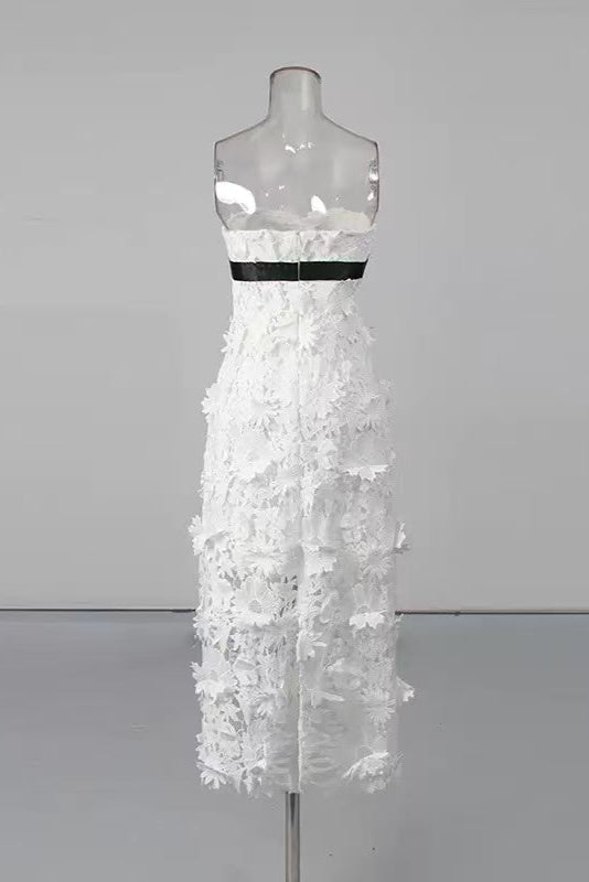 STRAPLESS FLORAL EMBROIDERY WHITE MAXI DRESS