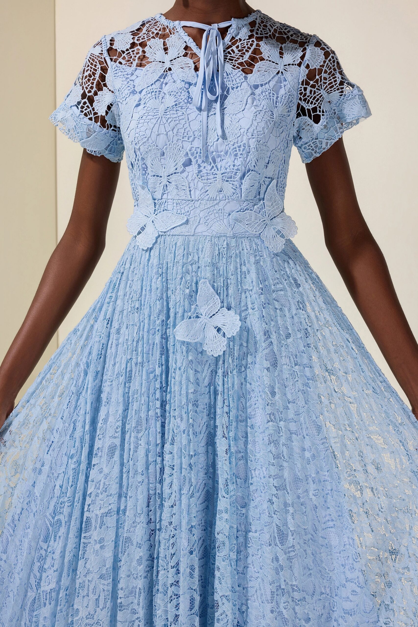 SELENA LACE MIDI DRESS - BLUE BUTTERFLY PLEATS