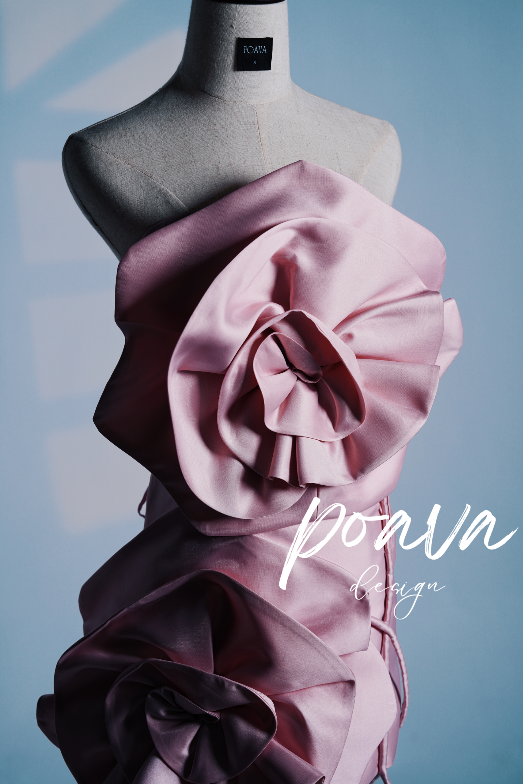 7 VOLUMINOUS FLOWER MIDI DRESS - PINK PARTY