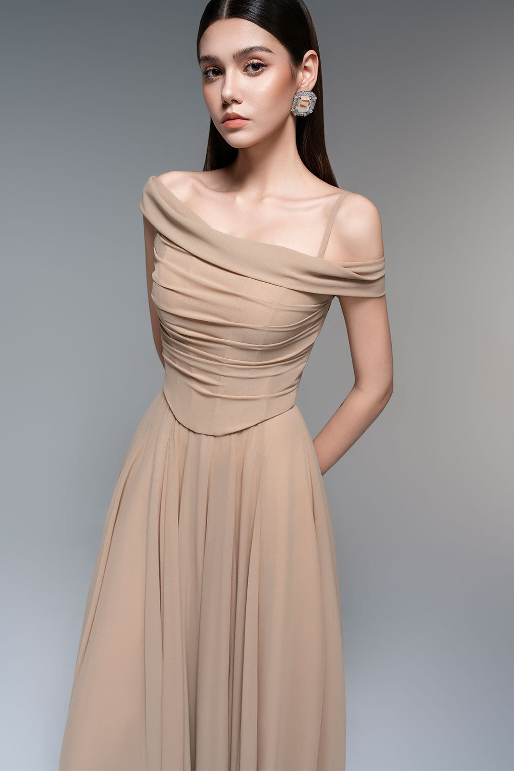 A-LINE DRAPED CHIFFON MAXI DRESS NUDE