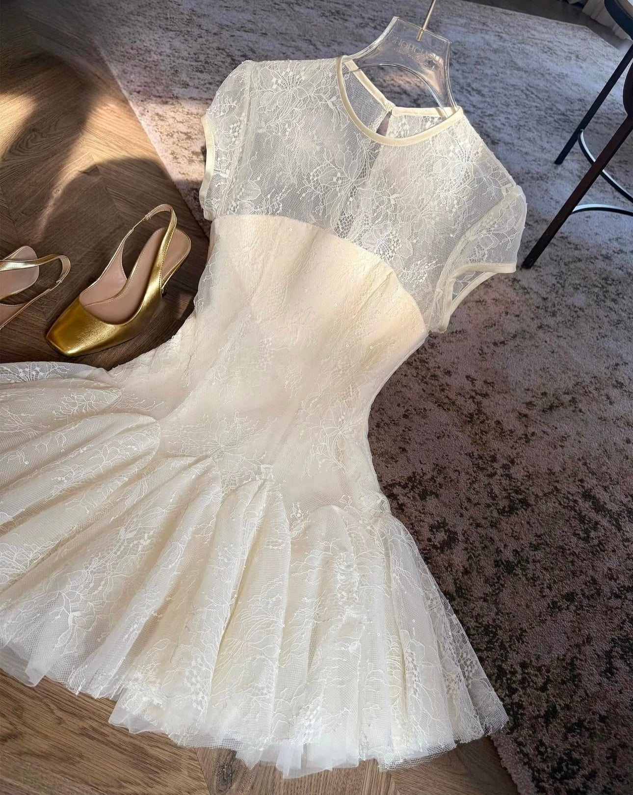 SARAH LACE MINI DRESS FOR PARTIES