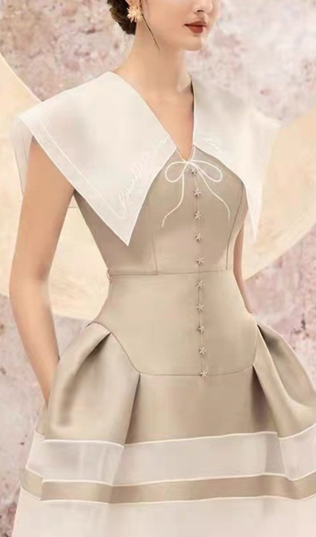 SLEEVELESS BACKLESS LACE EMBROIDERY MINI DRESS