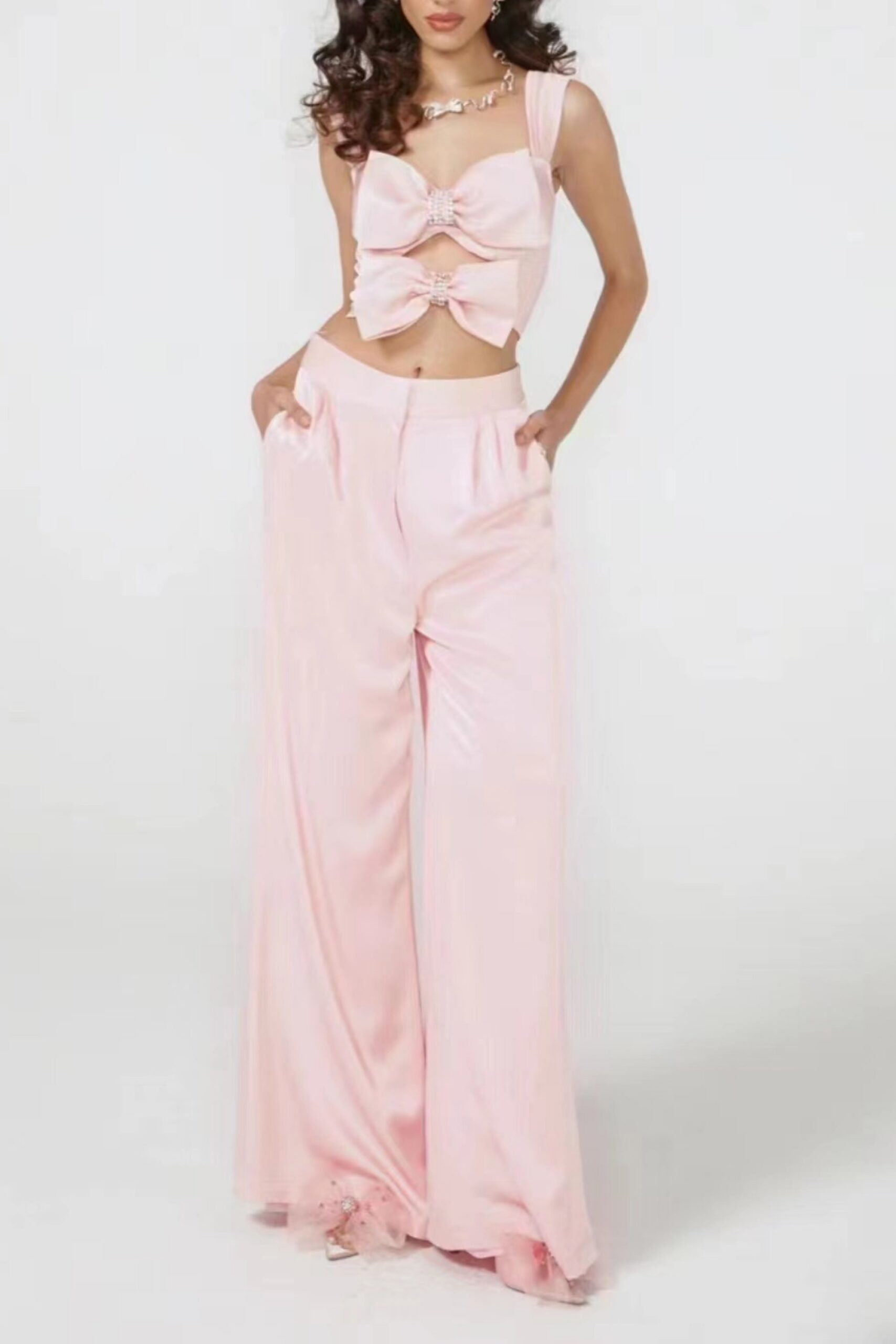 7_0cc4ff43-7714-489e-8e18-6ffc9d80f22a BOW TWO-PIECE SUIT PINK PARTY SET