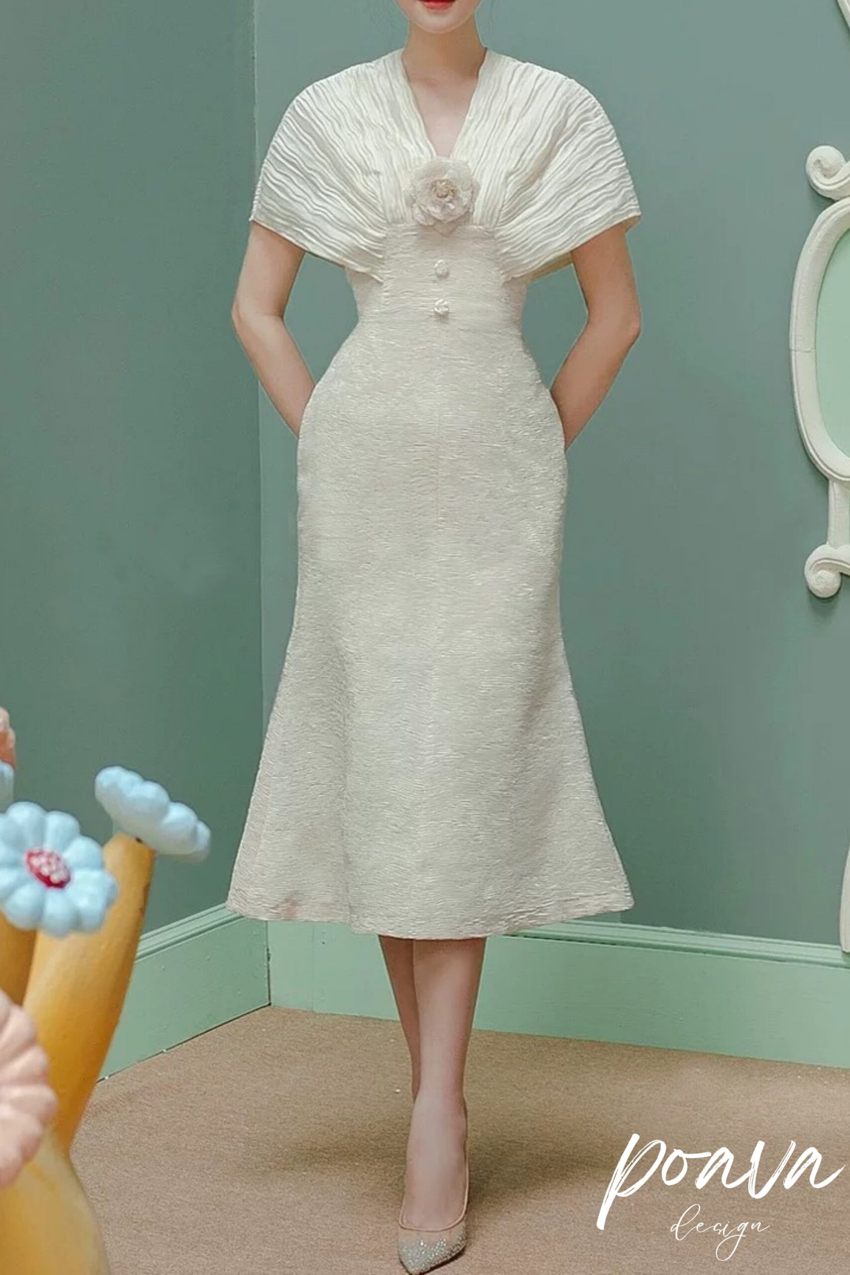 VENUS CHAMPAGNE STITCHED FISHTAIL MIDI DRESS