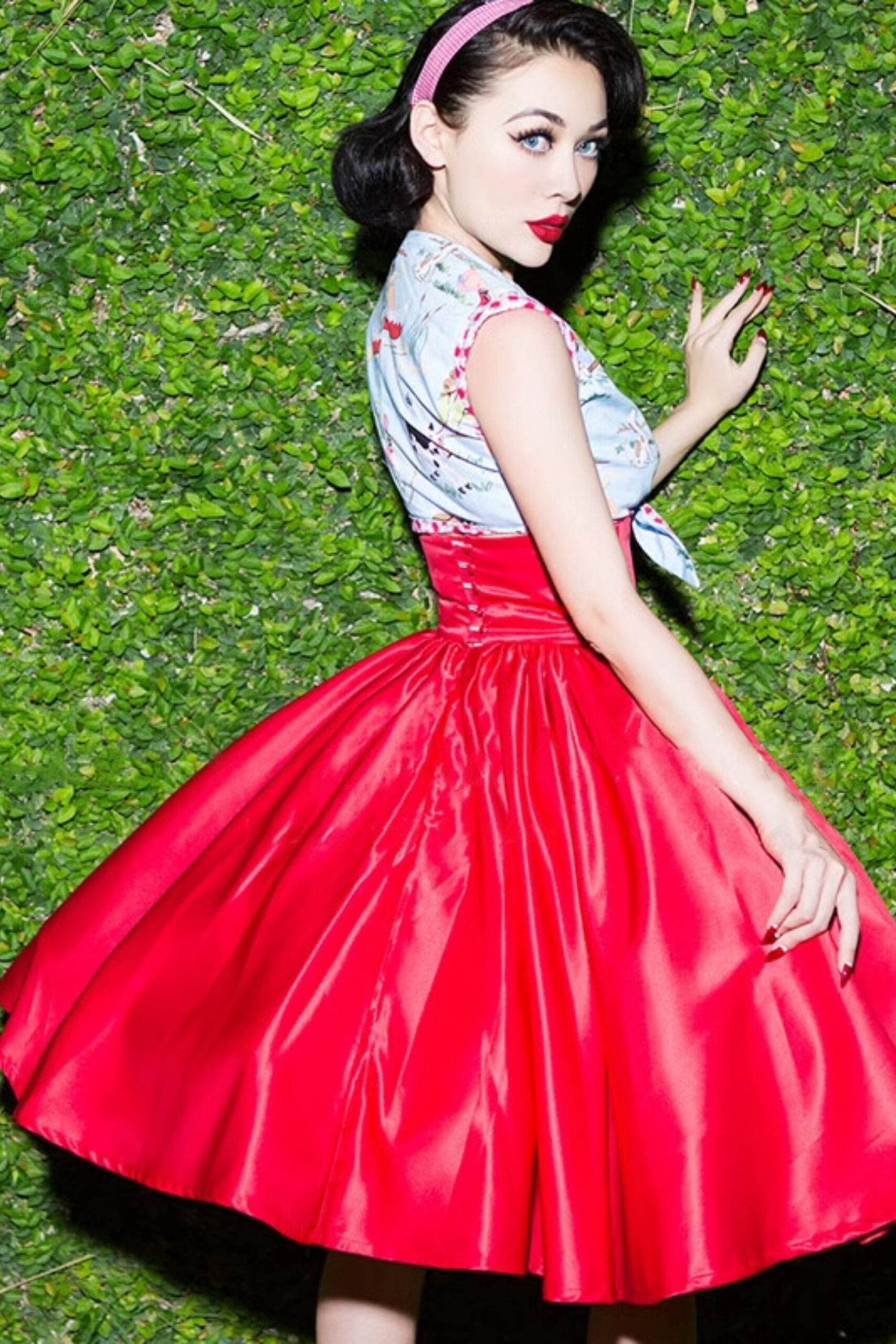 PLEATED MINI DRESS FOR PARTY NIGHT