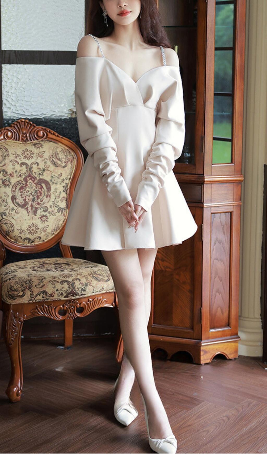 V-NECK A-LINE SUSPENDER DRESS FOR WEDDING