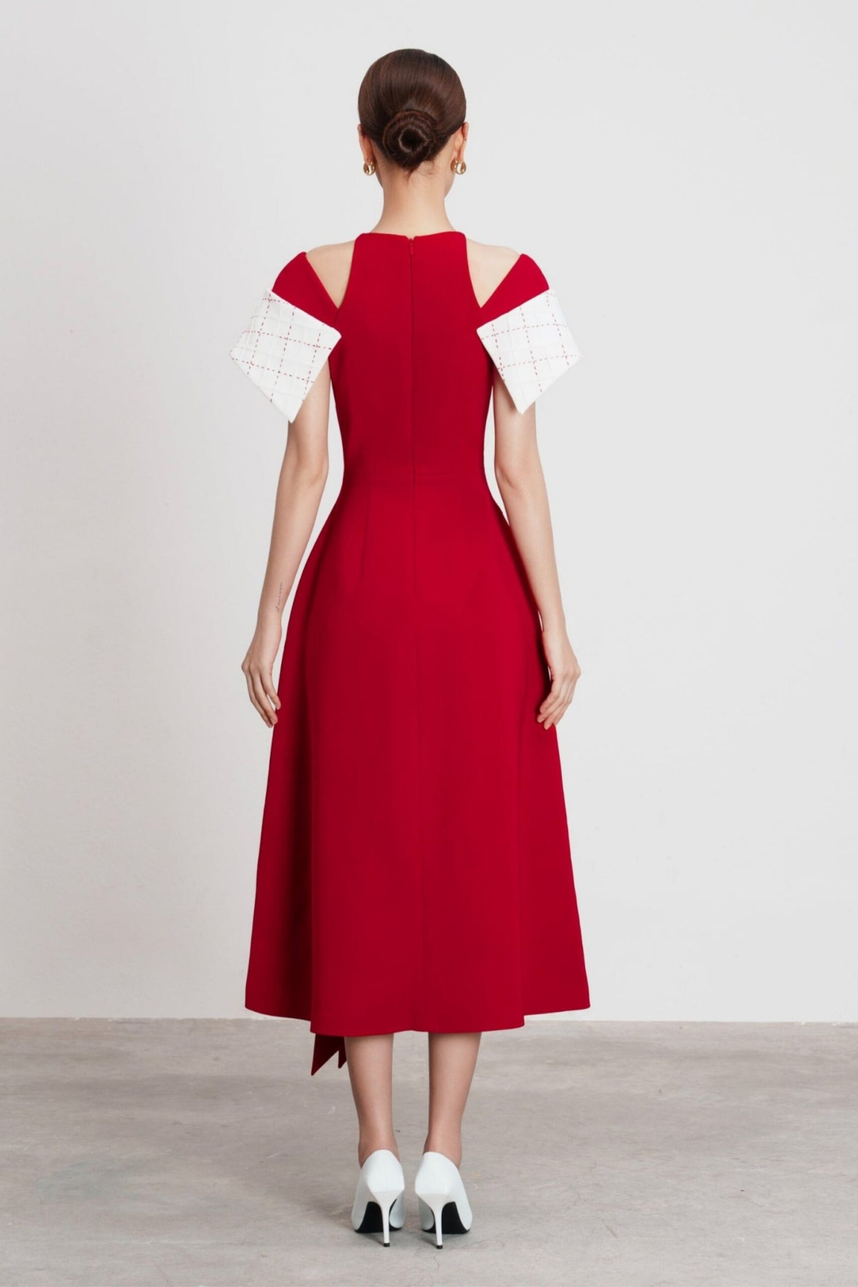 TIFFANY TWO-TONE SLIT MIDI DRESS FOR EVENING