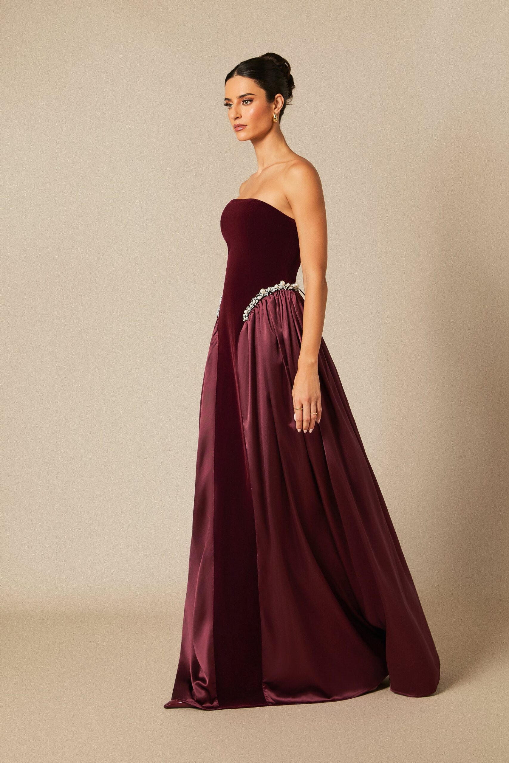 SAMANTHA BURGUNDY PEARL EMBROIDERED STRAPLESS MAXI DRESS