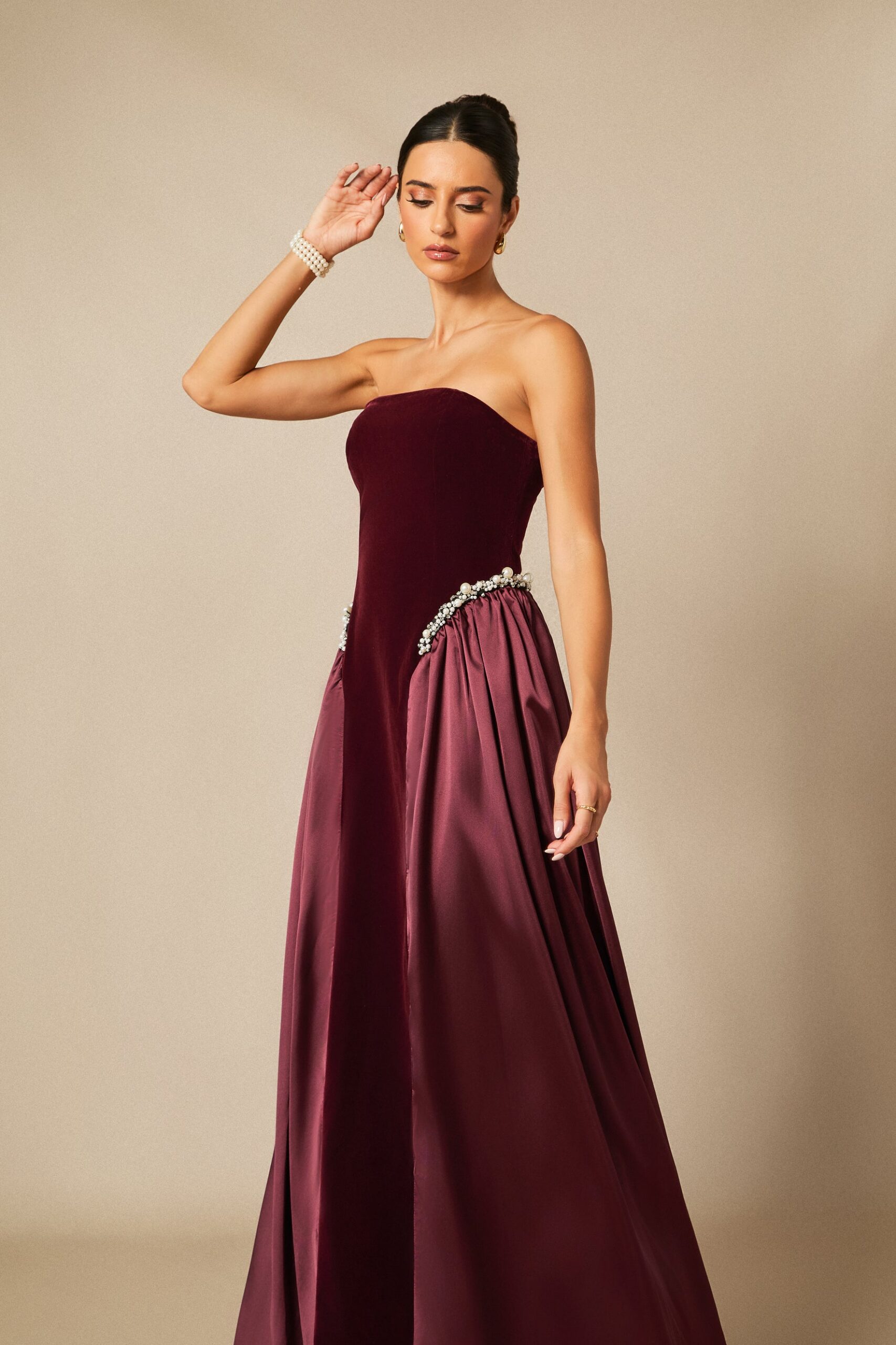 SAMANTHA BURGUNDY PEARL EMBROIDERED STRAPLESS MAXI DRESS