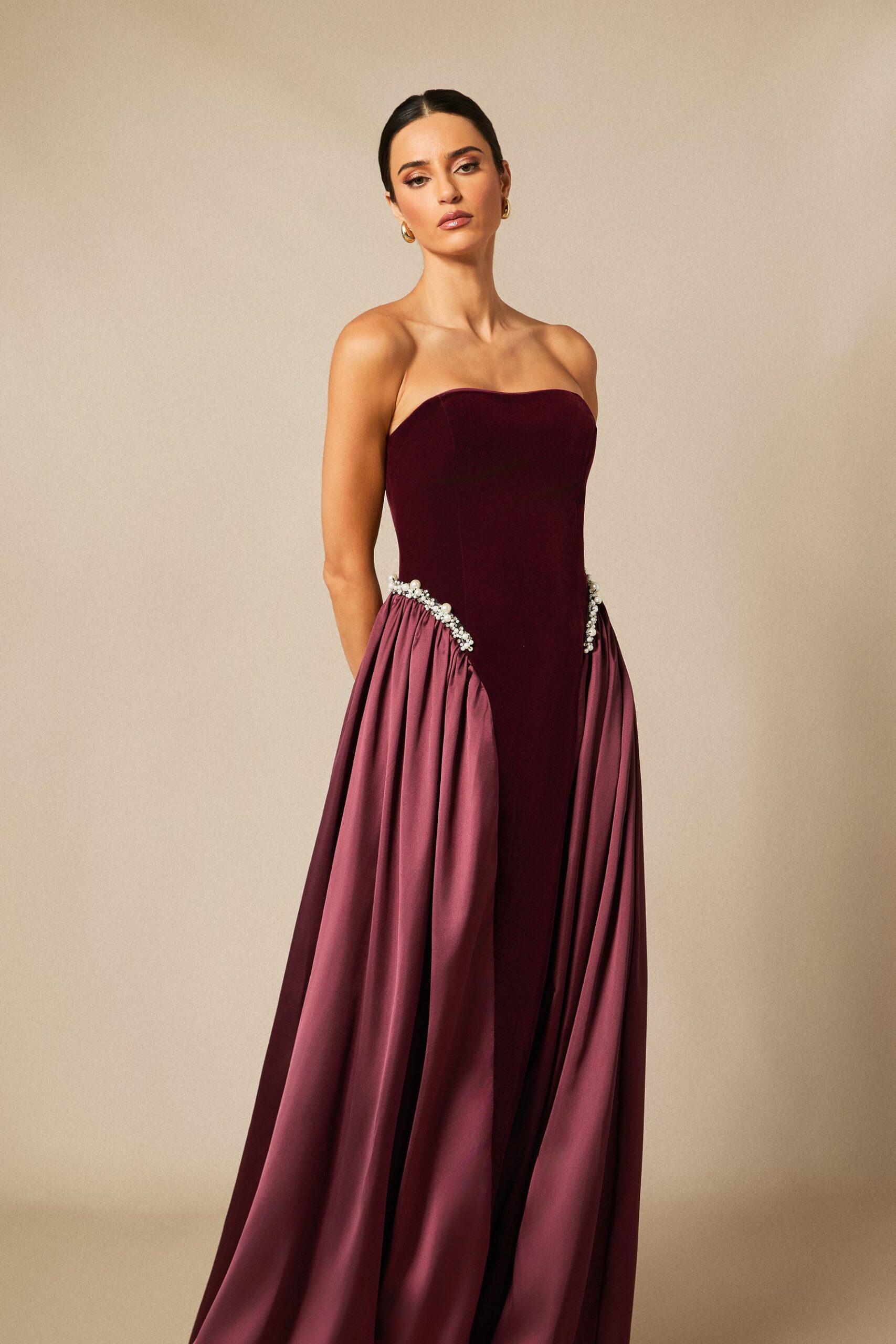 SAMANTHA BURGUNDY PEARL EMBROIDERED STRAPLESS MAXI DRESS