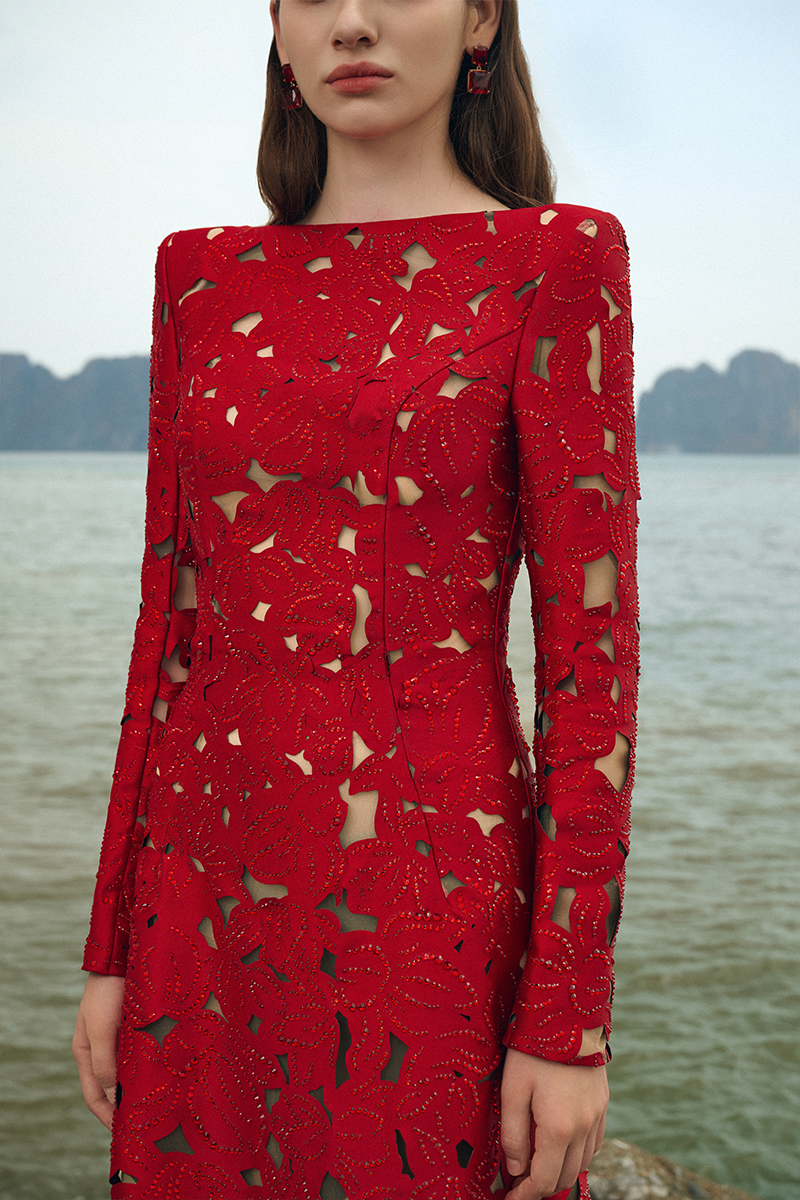 RHINESTONE BOAT NECK FLORAL LASERCUT MAXI DRESS - RED