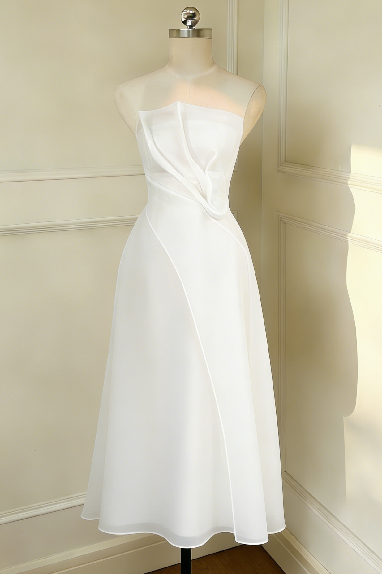 STRAPLESS ORGANZA MIDI DRESS FOR WEDDING GUEST