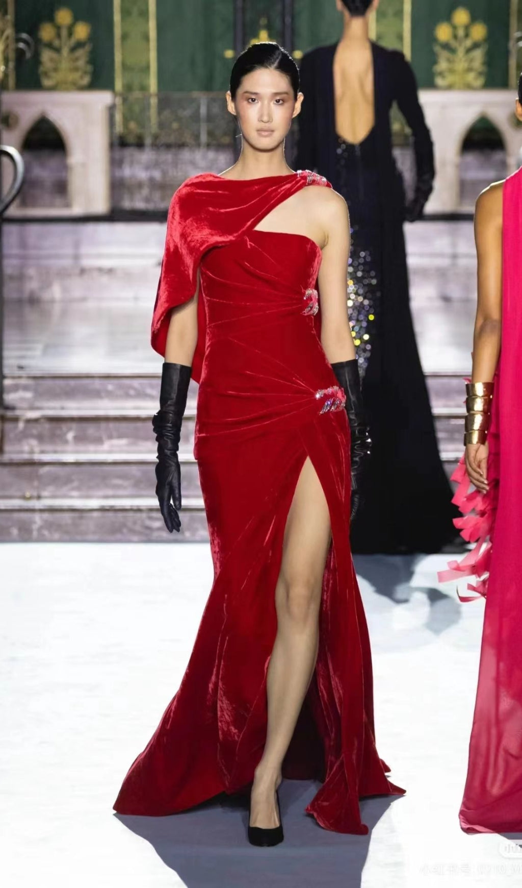 VELVET CAPELET MAXI DRESS RED