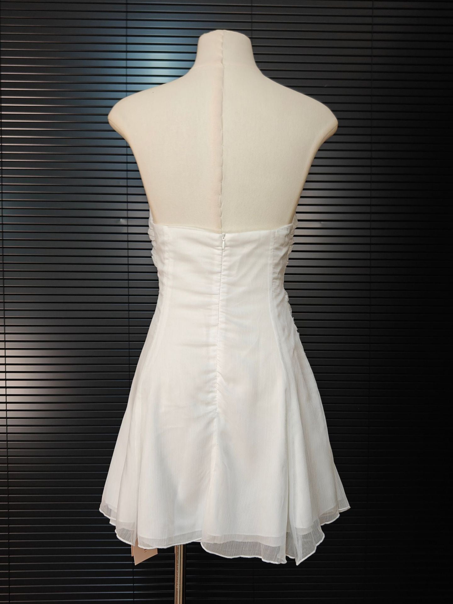 STRAPLESS WHITE CUTOUT MINI DRESS FOR PARTY