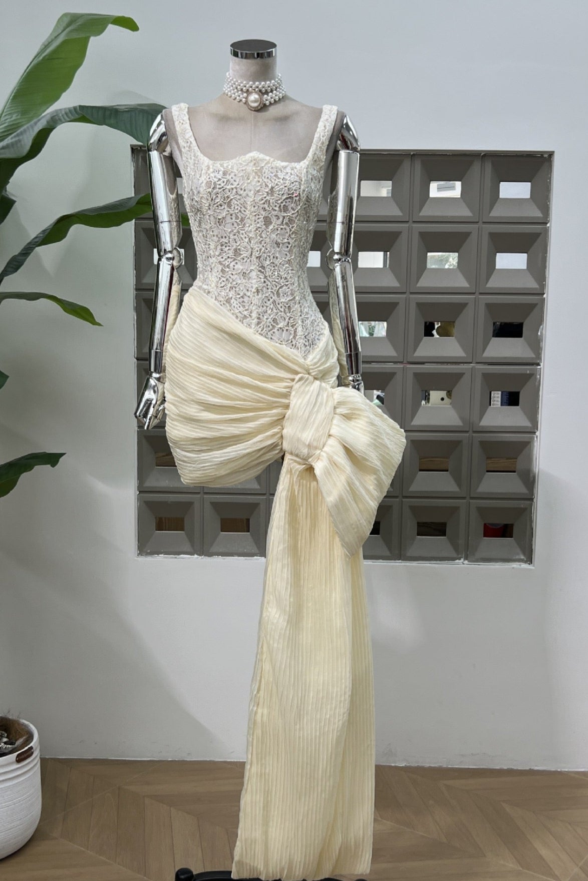 BOSEDE BOW LACE CORSET MINI DRESS FOR PARTY